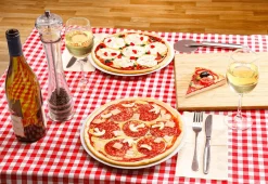 Fausse Pizza Speciale Avec Salami, Jambon Et Champignons Faux Aliments 25 Cm Ø-DecoWoerner New