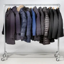 Portemanteau Avec Roulettes FACTORY 160 Cm-DecoWoerner Hot